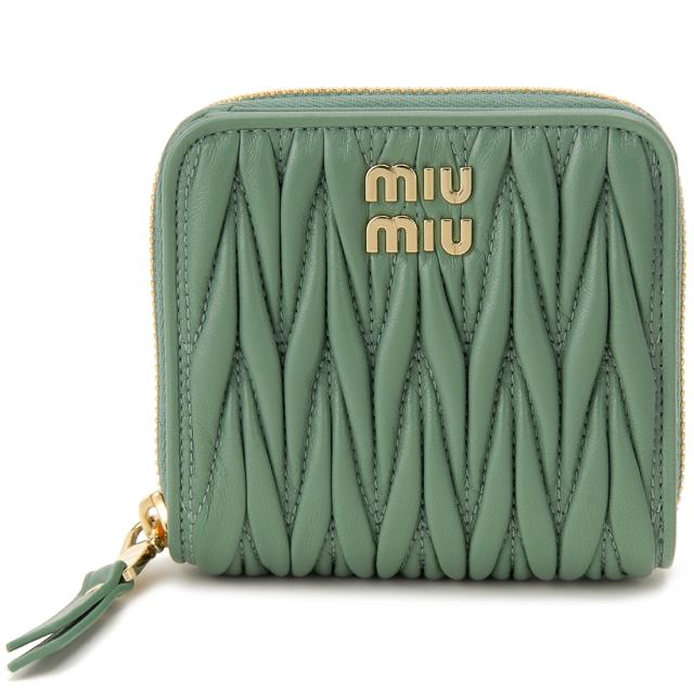 Miu Miu ミュウ ミュウ 二つ折り財布 MATELASSE マテラッセ