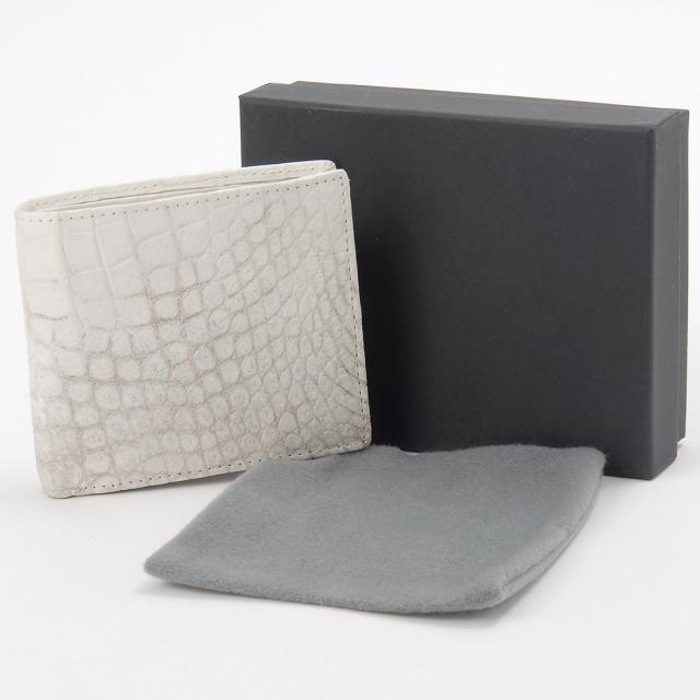 ヒマラヤ クロコダイル 二つ折り財布 高級一枚革仕立て RODANIA