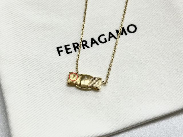訳あり　チャームに凹みあり　Ferragamo フェラガモ ネックレス レディース ゴールド 76 0547 998985 VARA_6