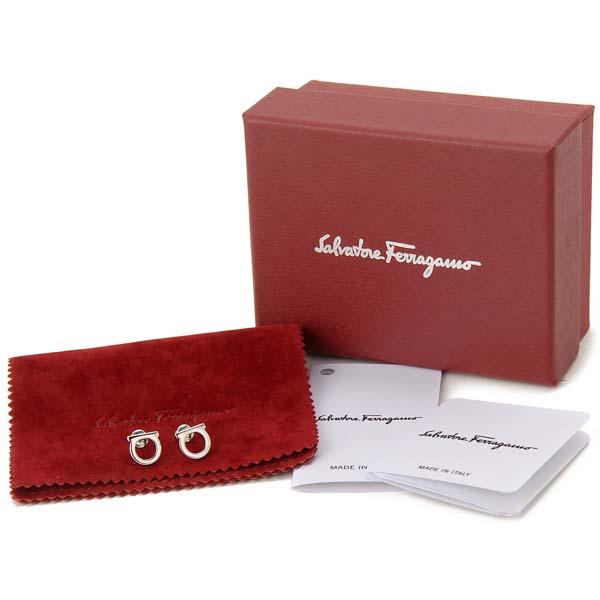 Ferragamo フェラガモ ピアス レディース しろがね色 76 0120 696433 ガンチーニ アイコンモチーフ