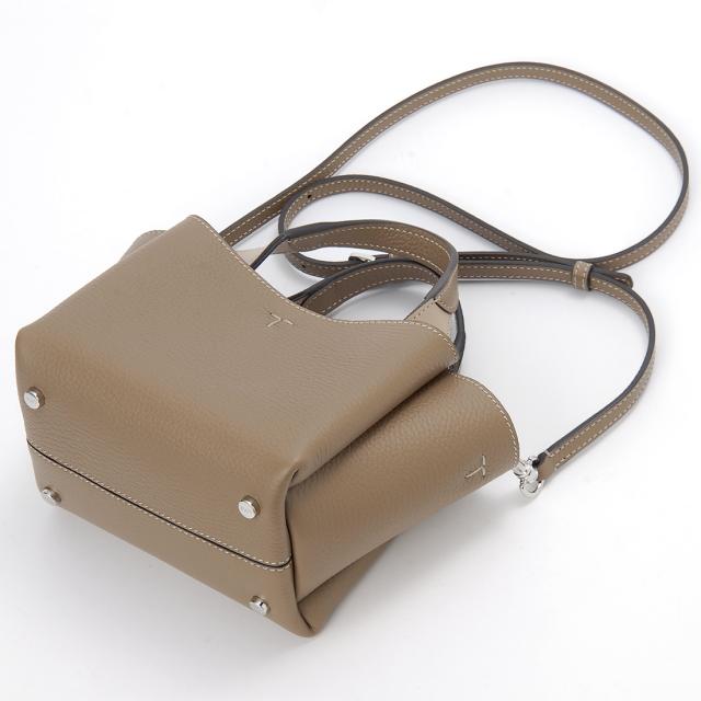 TOD'S トッズ ショルダーバッグ レディース ブラウン XBWAPAFL000 QRI