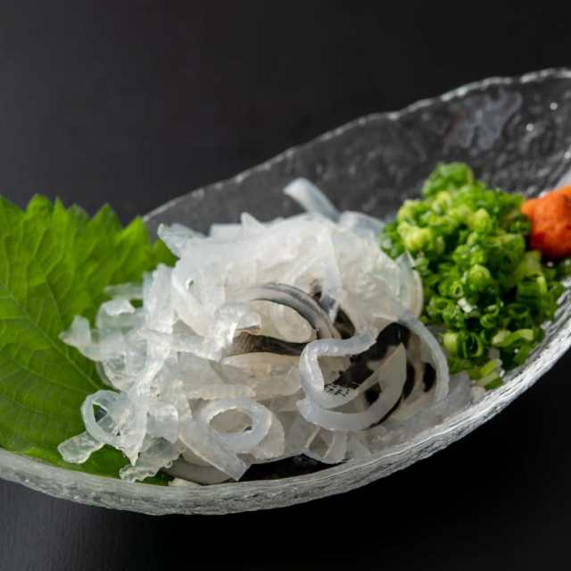 期間限定 国産とらふぐ 昆布締めふぐ刺し2枚・湯引きセット / 鮮魚 海鮮 ギフト お歳暮 贈答品 昆布締め お取り寄せ グルメ 贈り物 旬 玄の通販はau  PAY マーケット - とらふぐ専門「玄品」 | au PAY マーケット－通販サイト