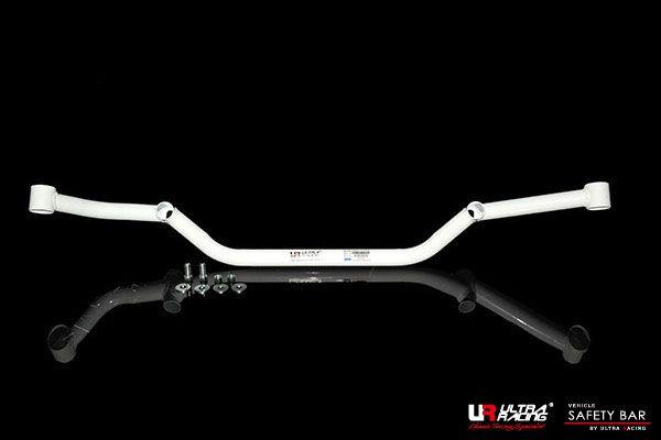 ウルトラレーシング リアメンバーブレース フォルクスワーゲン ジェッタ 1KBLX 2000cc 2006年02月〜2011年02月 RL4-1567_1