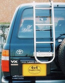 4x4エンジニアリング リアラダー トヨタ ランドクルーザー80 80シリーズ 全年式 ストレートタイプ SUS304ステンレス ハンドバフ仕上げ TL80-015L
