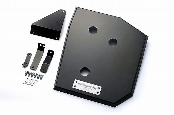 4x4エンジニアリング タンクガード スズキ ジムニー JB64/74 スチール2.3mm ステンレスロゴプレート仕様 SJ-C07の通販は 28,332円