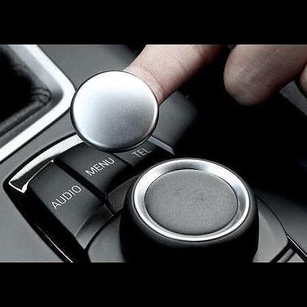 AL マルチメディア 回転 ラウンド カバー スパンコール トリミング シャープ 適用: BMW 2シリーズ F22 F23 M2 F87 220I 228I 230I M235I タイプ001 AL-EE-7892の通販は 4,709円