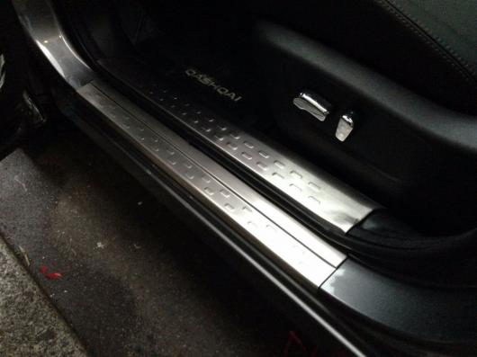 車用メッキパーツ オートインテリアスカッフプレートプレートドア シル プレートペダル 日産 キャシュカイ2015 タイプA オートアクセサリー AL-AA-0692 ALの通販は