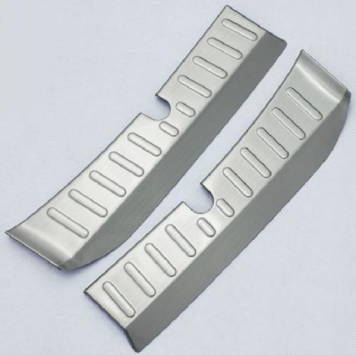 車用メッキパーツ ステンレス スチール 内部リアバンパープロテクターシル2012~2013スバルXV AL-AA-1066 ALの通販は 9,400円