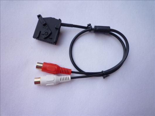 車用ケーブル AUX オーディオ 2RCA MP3 ケーブル ハーネス メルセデス・ベンツ COMAND 2.0 AL-AA-6652 ALの通販は