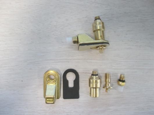 1セット バルブ エアサスペンションスプリング圧力 バルブ アウディ A8 D3 4E OEM # 4E0616040AF AL-CC-9368 AL