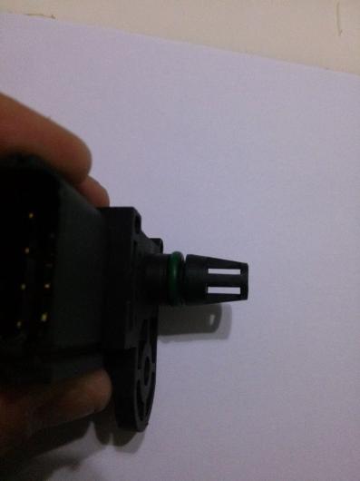 インテーク エアプレッシャーセンサー フォード 互換品番:0261230123 AL-DD-3274 AL_3