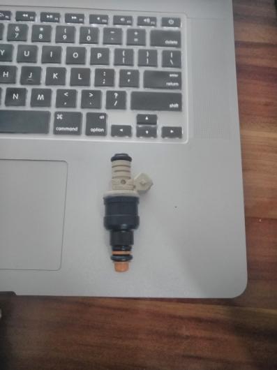 フューエルインジェクターノズル ヒュンダイ エラントラ 1.8L(19961998) 互換品番:35310-23010，9250930018 AL-DD-3867 ALの通販は