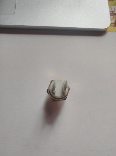 温度センサー VW セアト 互換品番:035919369C 055919369C 035969369D 052919369 027919369B 037919369 035919369B 3949794 AL-DD-4052 ALの通販は