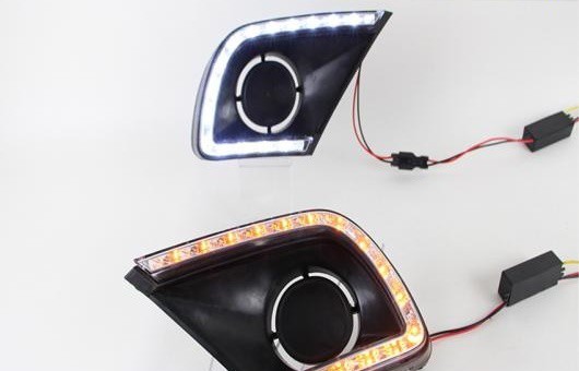 適用: トヨタ イノーバ 2013-2015LED DRL LED フォグ ランプ デイタイムランニングライト 高光度 ガイド AL-HH-0556 AL