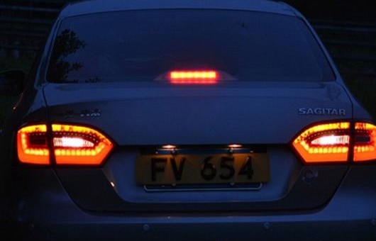 4ピース 適用: VW フォルクスワーゲン/VOLKSWAGEN ジェッタ テールライト 2011-2014 LED テール ランプ + ターンシグナル ブレーキ リバ