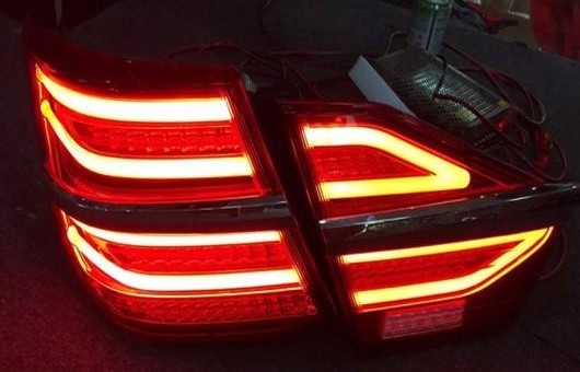 適用: トヨタ カムリ 2014 2015 テール ライト リア ランプ DRL + シグナル ブレーキ リバース LED テールライト レッド レッド AL-HH-08