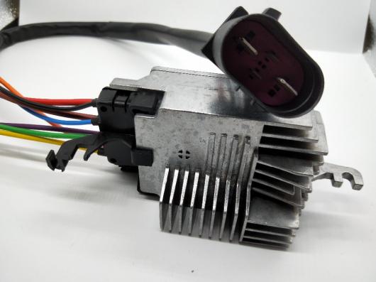 8E0959501AG カブリオ 8E0959501G 8E0959501K 8E0959501AB ラジエーター ファン コントロール ユニット モジュール 適用: アウディ/AUDI A4 A6 クアトロ AL-II-6346 AL