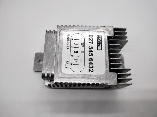 エンジン 冷却 ファン コントローラー 適用: メルセデス ベンツ W220 S500 S430 CL500 OEM 0275456432 A0275456432 A 027 545 64 32 AL-II-6680 ALの通販は