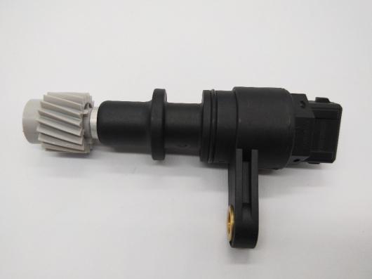 オドメーター トランスミッション スピード センサー 適用: BYD F3 5T14 3802080 AL-II-6774 AL