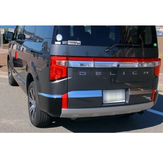 適用: 2020-2022 三菱 デリカ D5 リア トランク テールゲート クロム