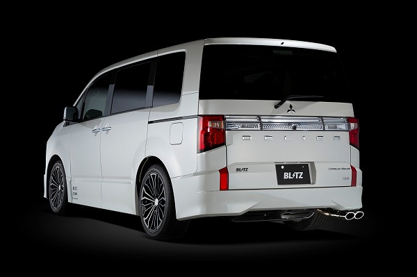 ブリッツ/BLITZ NUR-SPEC CUSTOM EDITION マフラー 三菱 デリカD:5アーバンギア CV1W 4N14 4WD専用,ターボ専用,アーバンギア専用 2019年02月〜 鏡面仕上げ(VS) 63562