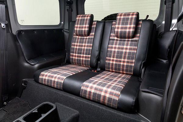 ダムド/DAMD little D. シートカバー スズキ ジムニー/ジムニーシエラ JB64/JB74 2018年07月〜 グレー×レッドの通販は