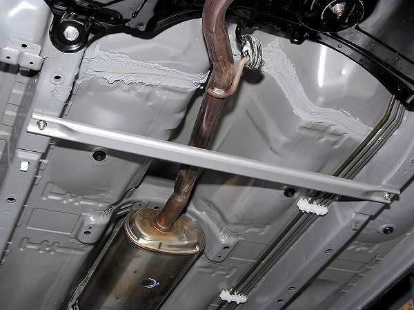 D-SPORT/Dスポーツ フロアフレームバー ダイハツ ミラVAN L275V FF 2007年12月〜 2ポイント2マウント 57501-B160