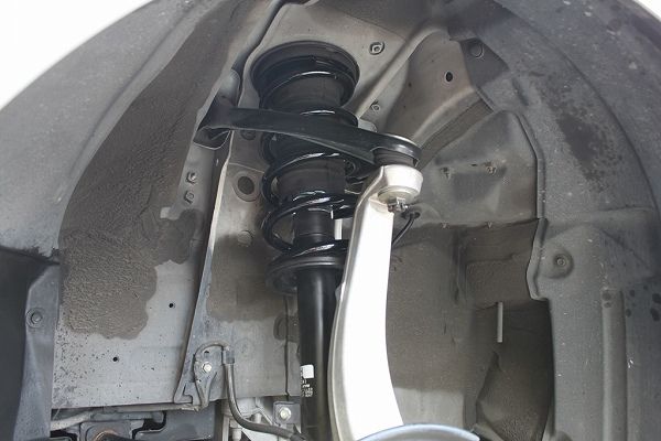 ウイングロード DBA-JY12 左フロント ストラット K23 18RXエアロ MR18DE RE0F08A-F154 CVT ファイナルコネクション BLACK SUS サスペンション 日産 ウイング