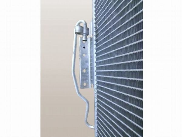 国内優良メーカー コンデンサー いすゞ エルフ 参考純正品番：8-97376