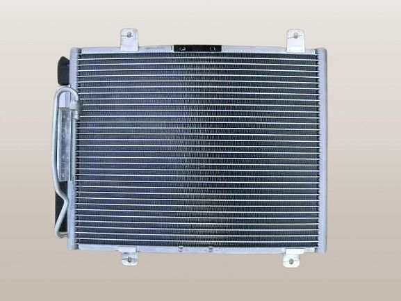 国内優良メーカー コンデンサー 日産UD コンドル 参考純正品番：27650