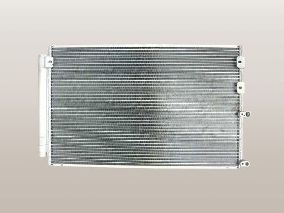 国内優良メーカー コンデンサー トヨタ ヴェロッサ 参考純正品番