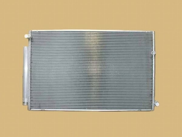 国内優良メーカー コンデンサー トヨタ ヴォクシー 参考純正品番：88460-28580