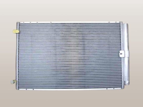 専用2点　3と1 国内優良メーカー コンデンサー トヨタ イプサム 参考純正品番：88460