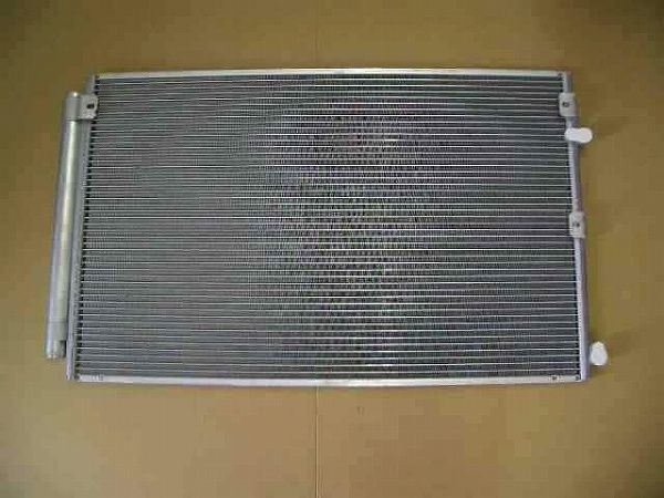 国内優良メーカー コンデンサー トヨタ セルシオ 参考純正品番：88460