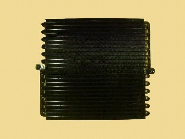 国内優良メーカー コンデンサー トヨタ ハイエース ダブルファン専用 参考純正品番：88460-95J01