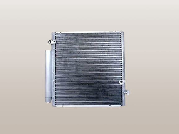 国内優良メーカー コンデンサー ダイハツ ストーリア 参考純正品番：88460-97210-000
