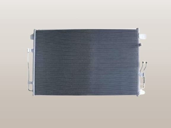 国内優良メーカー コンデンサー 日産 エルグランド 参考純正品番：92100-1JB0A