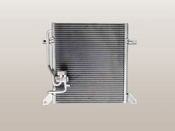 三菱フソー用 コンデンサーモーター汎用品 24v 三菱フソー用 コンデンサーモーター汎用品 24v 【公式通販】