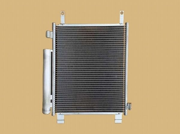 国内優良メーカー コンデンサー 三菱 eKクロススペース 参考純正品番：MQ717793