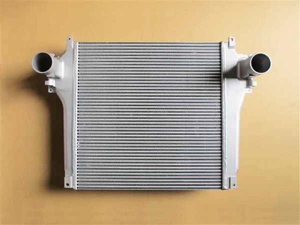 国内優良メーカー リビルトインタークーラー 日野 プロフィア 参考純正
