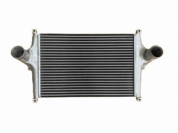 国内優良メーカー インタークーラー 三菱ふそう ファイター FQ61FU 6M60 1999年04月〜2004年06月 参考純正品番：ME407193