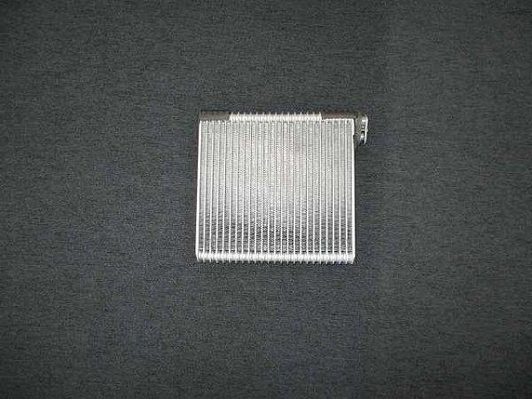 国内優良メーカー エバポレーター トヨタ カローラスパシオ コイルのみ 参考純正品番：88501-12440