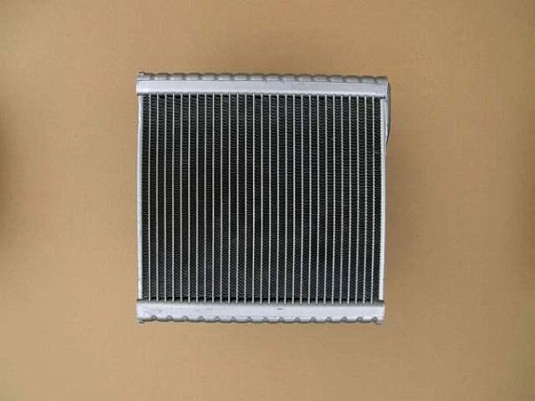 専用商品です E-S54802133 KYB カヤバ エクステージ トヨタ アルファード