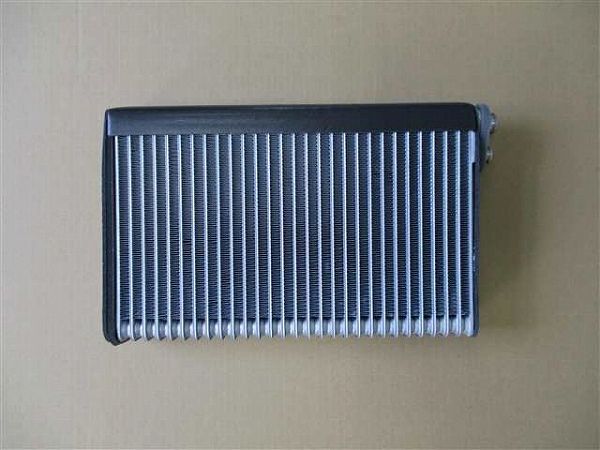 エバポレーター ＋ エキスパンションバルブ 2点セット トヨタ ピクシス メガ エポック スペース LA300A LA310A LA700A LA710A L575A L585A 国内優良メーカー エバポレーター 日野 レンジャー エキスパンション