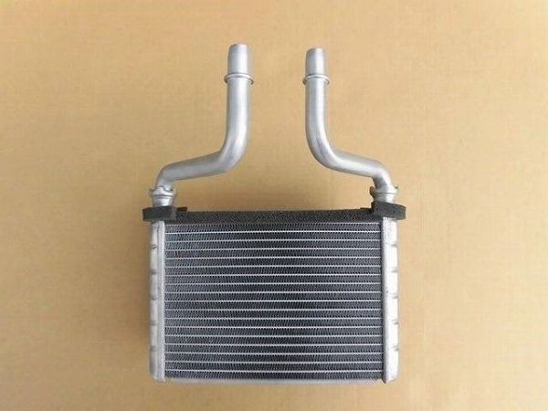 国内優良メーカー ヒーターコア ダイハツ タント コアのみ 参考純正