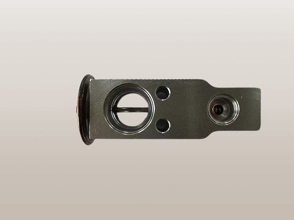 【新品 税込】トヨタ イプサム ACM21W/ACM26W Vベルト テンショナー ファンベルト テンショナー 国内優良メーカー エキスパンションバルブ トヨタ イプサム ACM21W