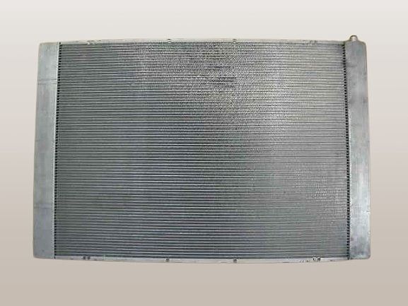 国内優良メーカー ラジエーター トヨタ アルファード 参考純正品番：16041-28371