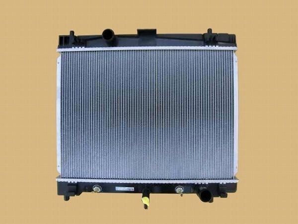 国内優良メーカー ラジエーター トヨタ ラクティス NCP105 1NZFE AT 2005年09月〜2010年11月 参考純正品番：16400-21300