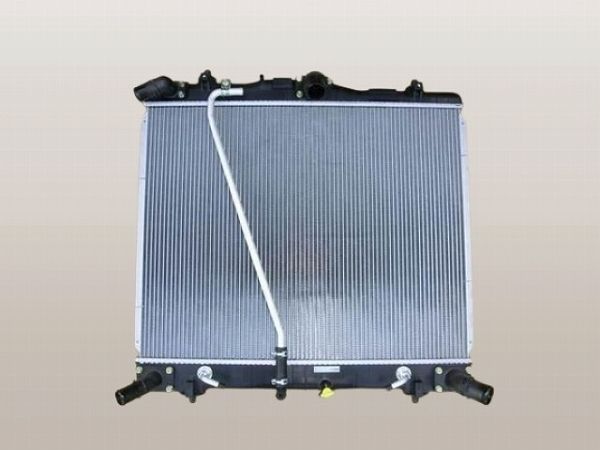 希少です！リンカーン 国内優良メーカー ラジエーター トヨタ ハイエース 本体のみ 参考純正