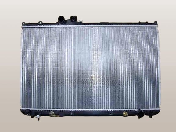 国内優良メーカー ラジエーター トヨタ クラウン 参考純正品番：16400-46650